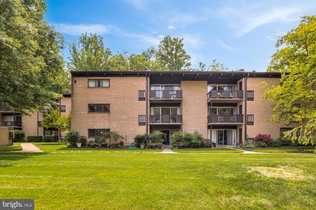 $360,000 | 7829 Enola Street, Unit 202, McLean, VA 22102