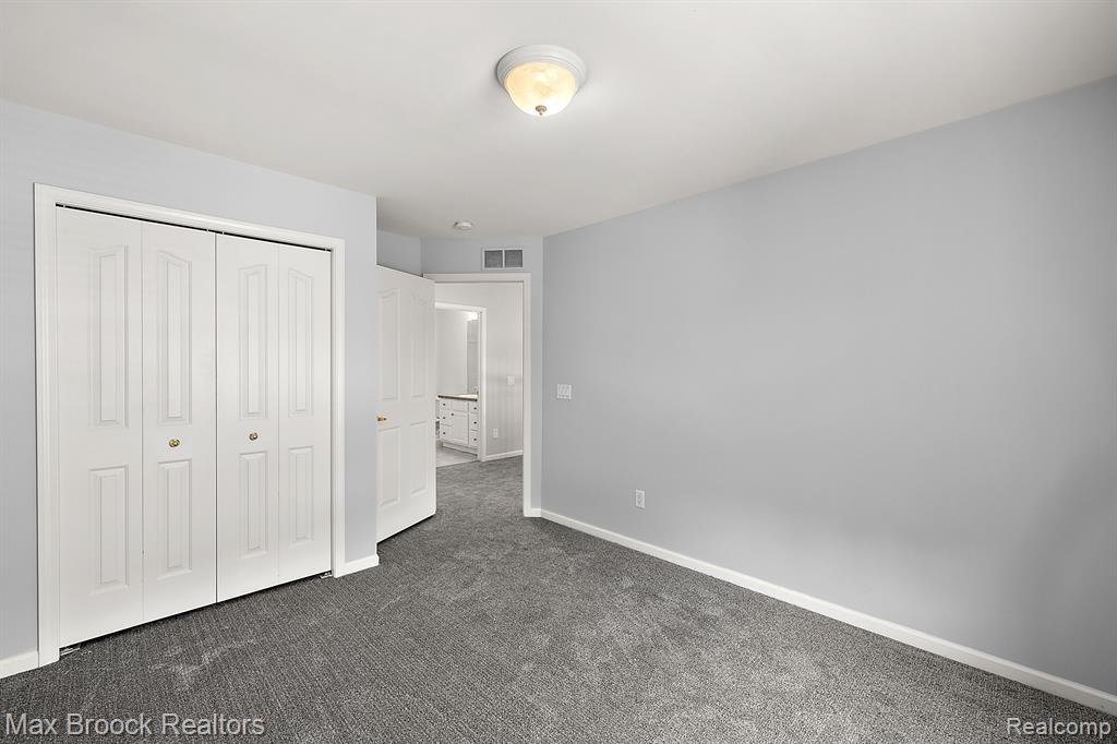 1644 Blushing Court Rochester Hills, MI 48307 - Photo 28 of 34 Gallery Image 28