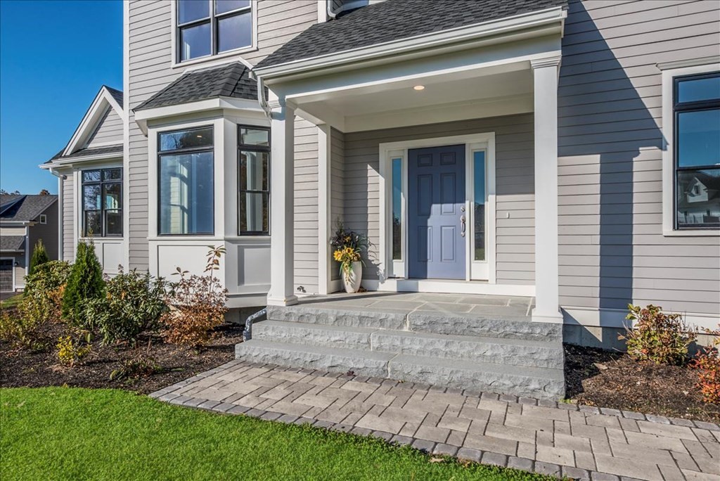 5 Mckendry Lane Canton, MA 02021 - Photo 2 of 30