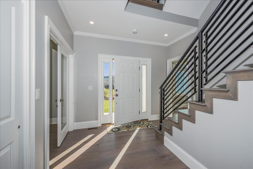 5 Mckendry Lane Canton, MA 02021 - Photo 3 of 30