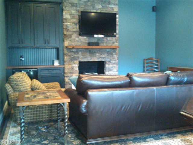 603 Hobbs Road Greensboro, NC 27403 - Photo 14 of 16 Other. separate suite
