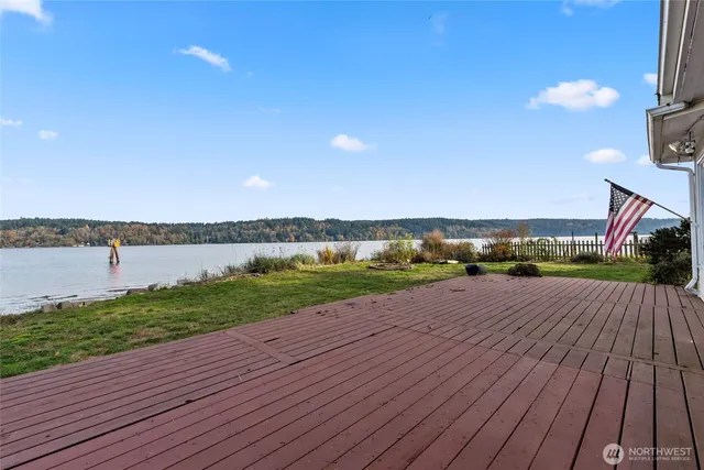 $889,000 | 13277 Shoreline Drive Southeast, Olalla, WA 98359