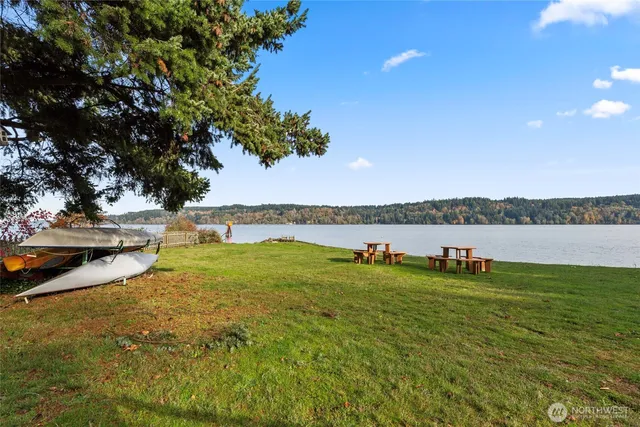 $889,000 | 13277 Shoreline Drive Southeast, Olalla, WA 98359