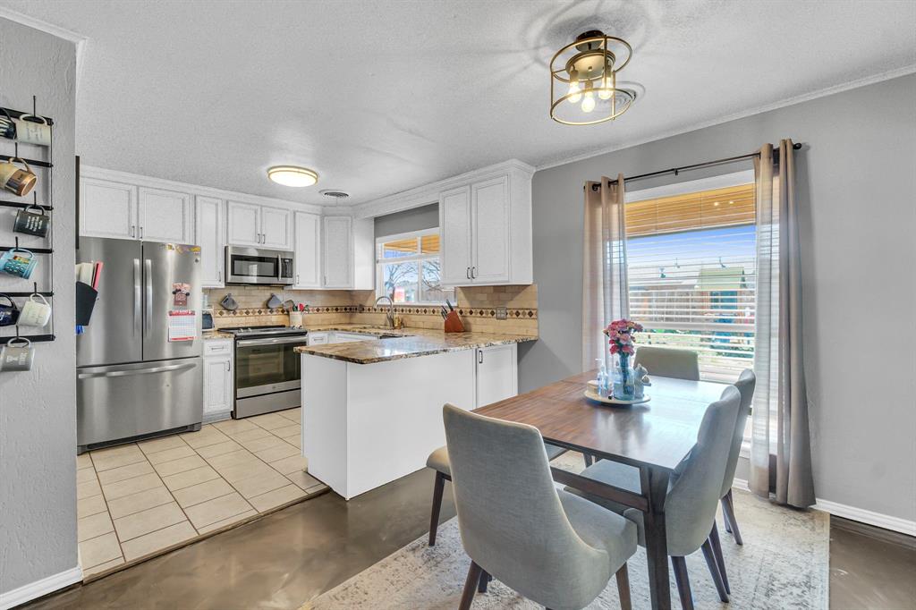 5517 Castle Road Abilene, TX 79606 - Photo 9 of 34