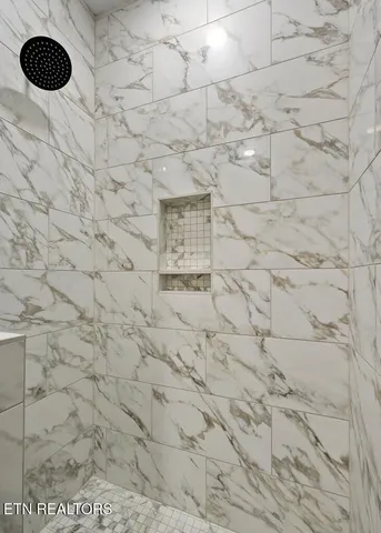 $345,900 | 599 Hutchins Bend Road, Sparta, TN 38583