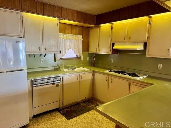 $99,000 | 8301 Mission Gorge Road, Unit 54, Santee, CA 92071