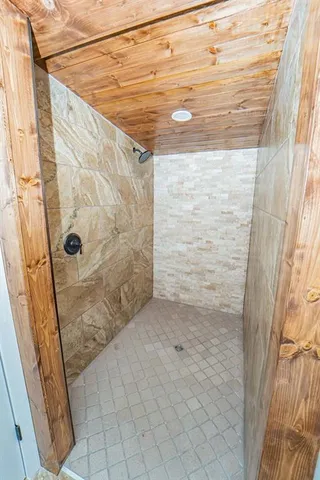 a view of bathroom with shower
