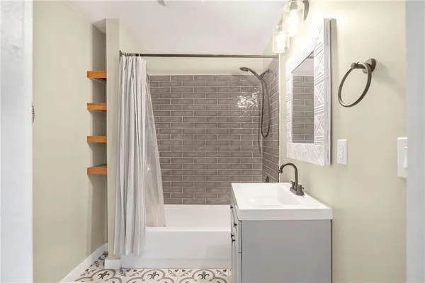 $159,900 | 900 Walnut Avenue, Osawatomie, KS 66064