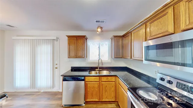 $2,250 | 12911 Walking Stick Drive, Charlotte, NC 28278