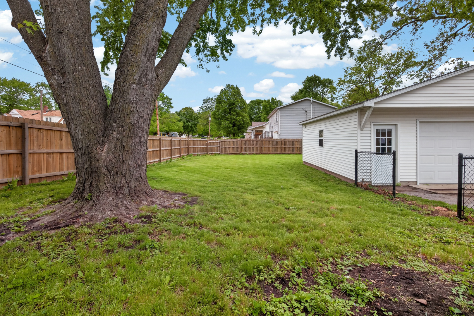 608 North Fell Avenue Normal, IL 61761 - Photo 19 of 24