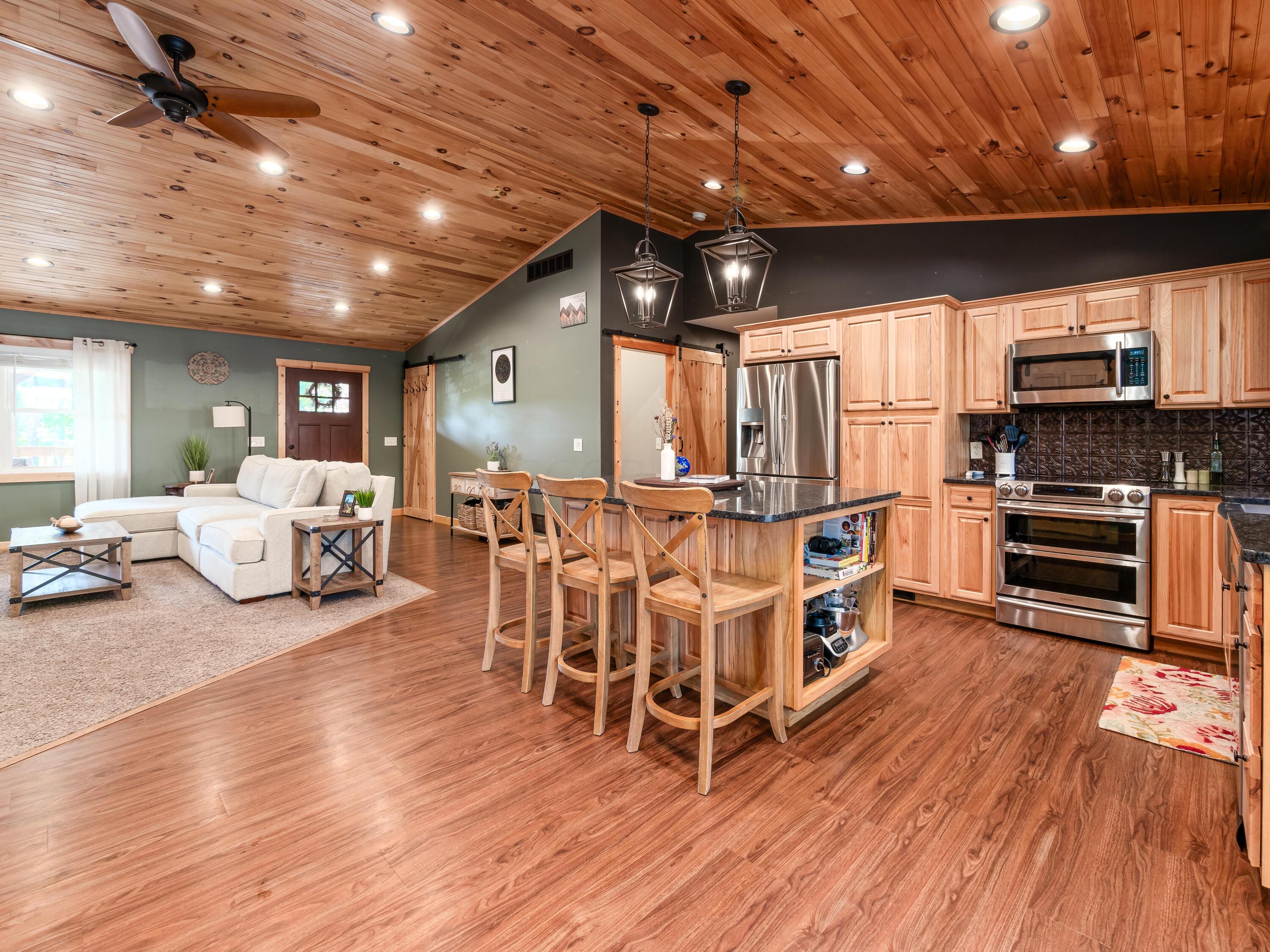 62063 Savage Road Cambridge, OH 43725 - Photo 14 of 49 17-z 62063 Savage029