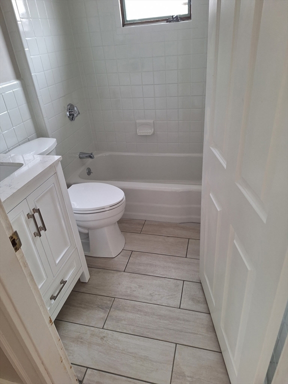 115 Clarence Street, Unit 2 Everett, MA 02149 - Photo 7 of 12