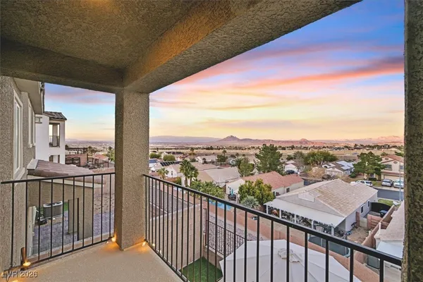 $2,100 | 326 Quail Dove Avenue, Henderson, NV 89012