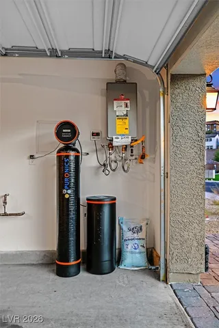 $2,150 | 326 Quail Dove Avenue, Henderson, NV 89012