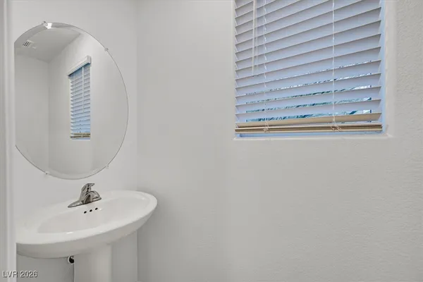 $2,100 | 326 Quail Dove Avenue, Henderson, NV 89012