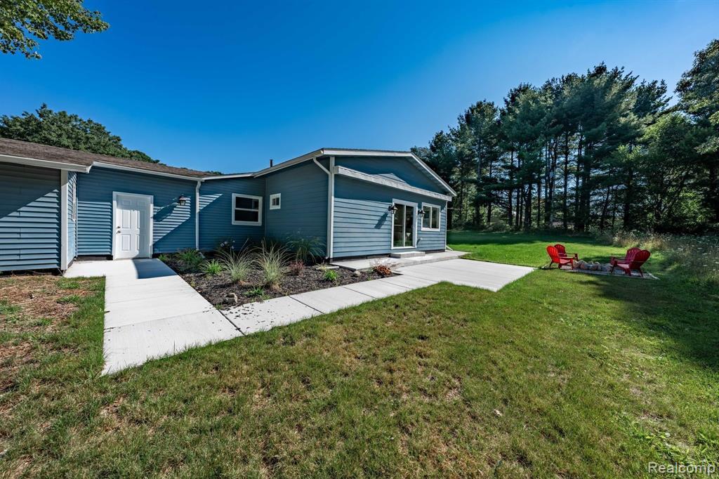 5461 West Coon Lake Road Howell, MI 48843 - Photo 45 of 47