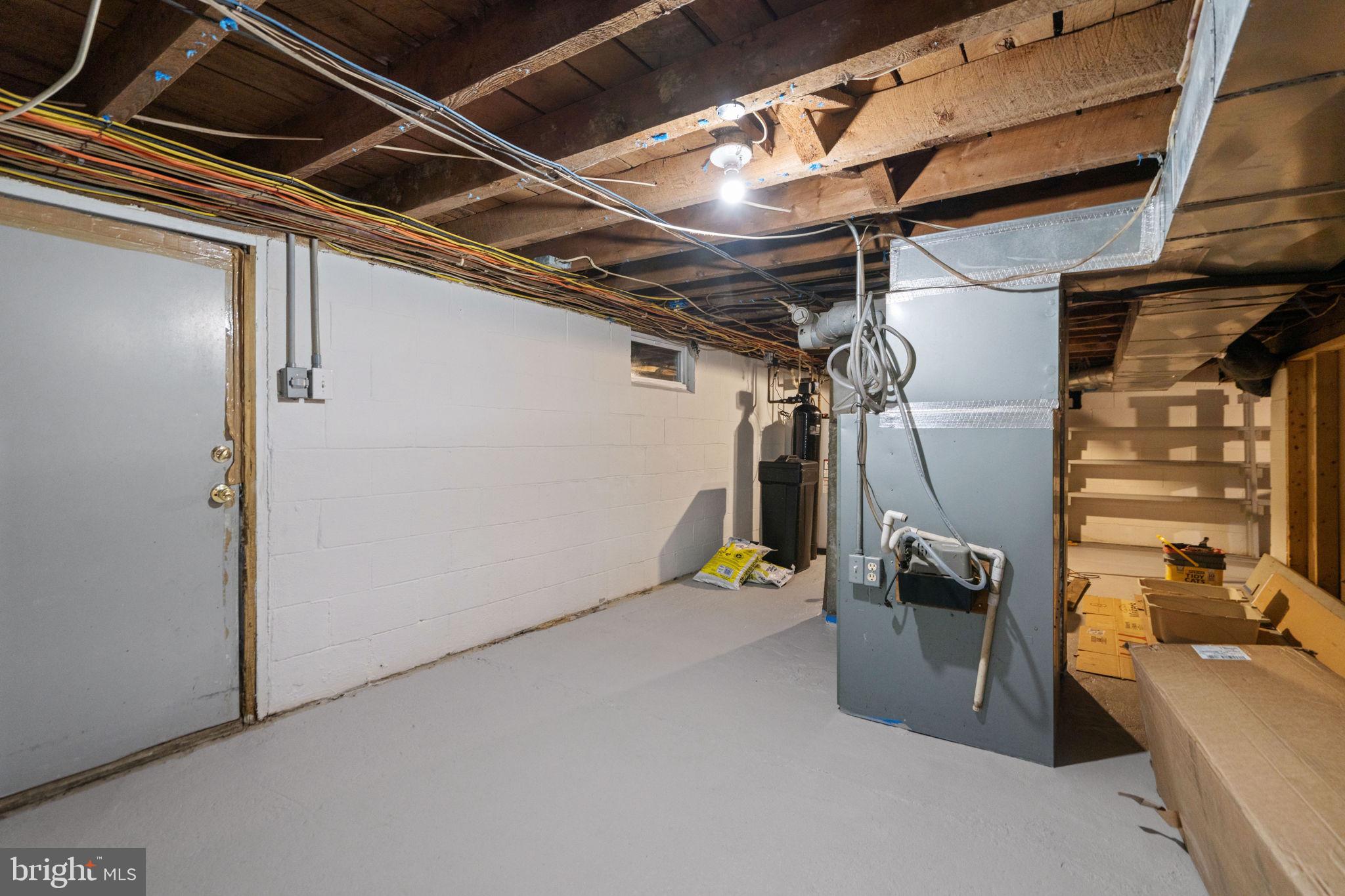 669 Dicks Hollow Road Winchester, VA 22603 - Photo 27 of 51 basement