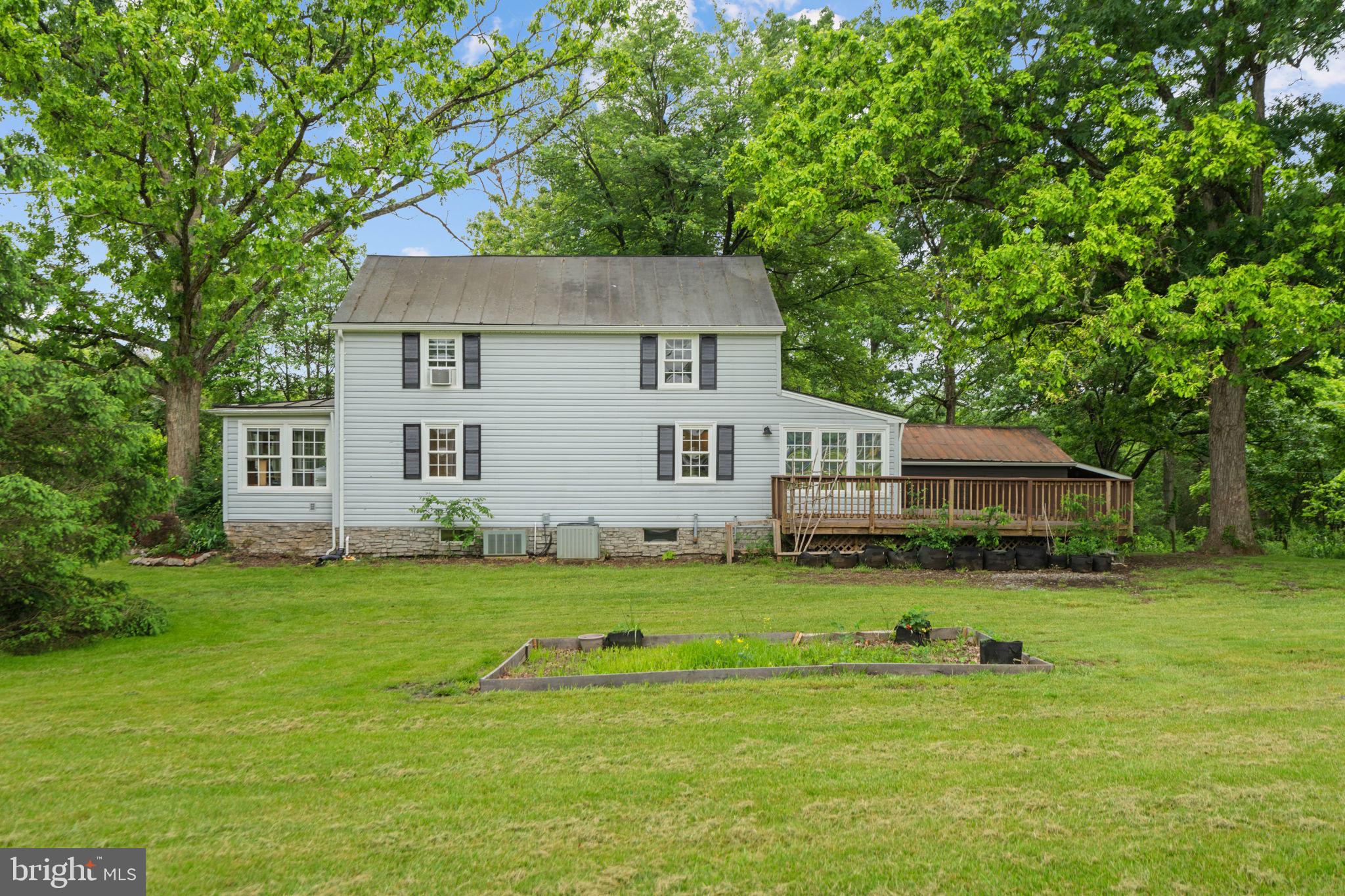 669 Dicks Hollow Road Winchester, VA 22603 - Photo 38 of 51 side of house