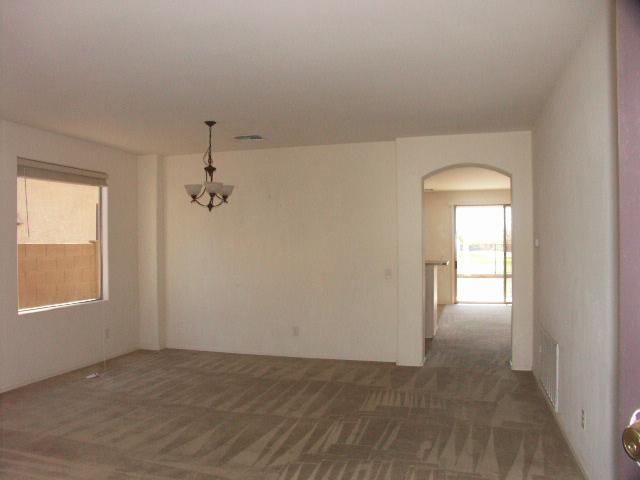 5605 West Carson Road Laveen, AZ 85339 - Photo 4 of 9 Living Room