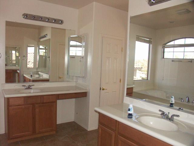 5605 West Carson Road Laveen, AZ 85339 - Photo 7 of 9 Master Bath