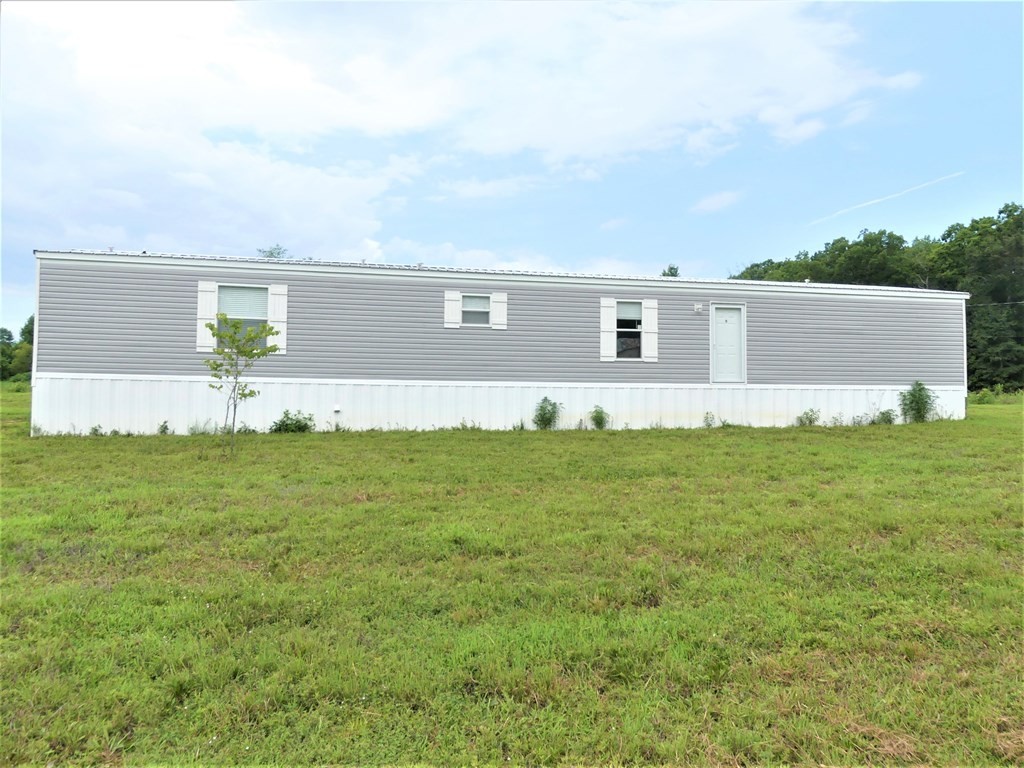 211 Cottonport Ferry Road Decatur, TN 37322 - Photo 36 of 41 a front view of house with yard