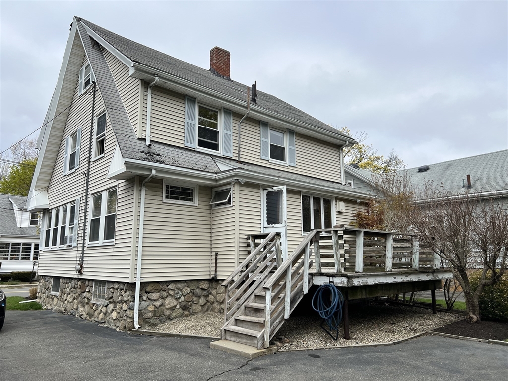 46 Richardson Road Lynn, MA 01904 - Photo 4 of 29