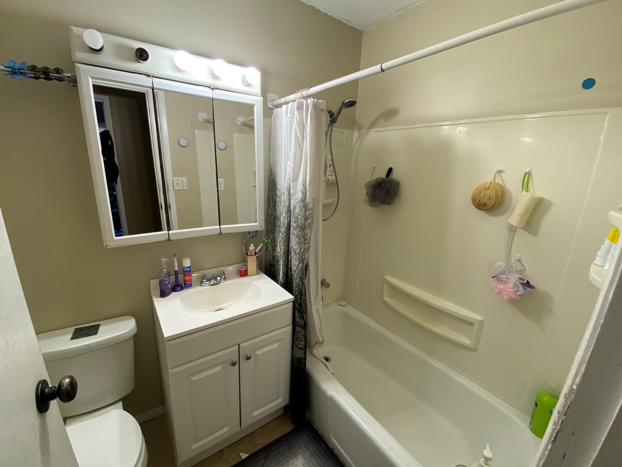 44 Young Street Colchester, VT 05446 - Photo 10 of 21