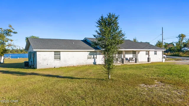 $850,000 | 1037 North Bay Drive, Lynn Haven, FL 32444