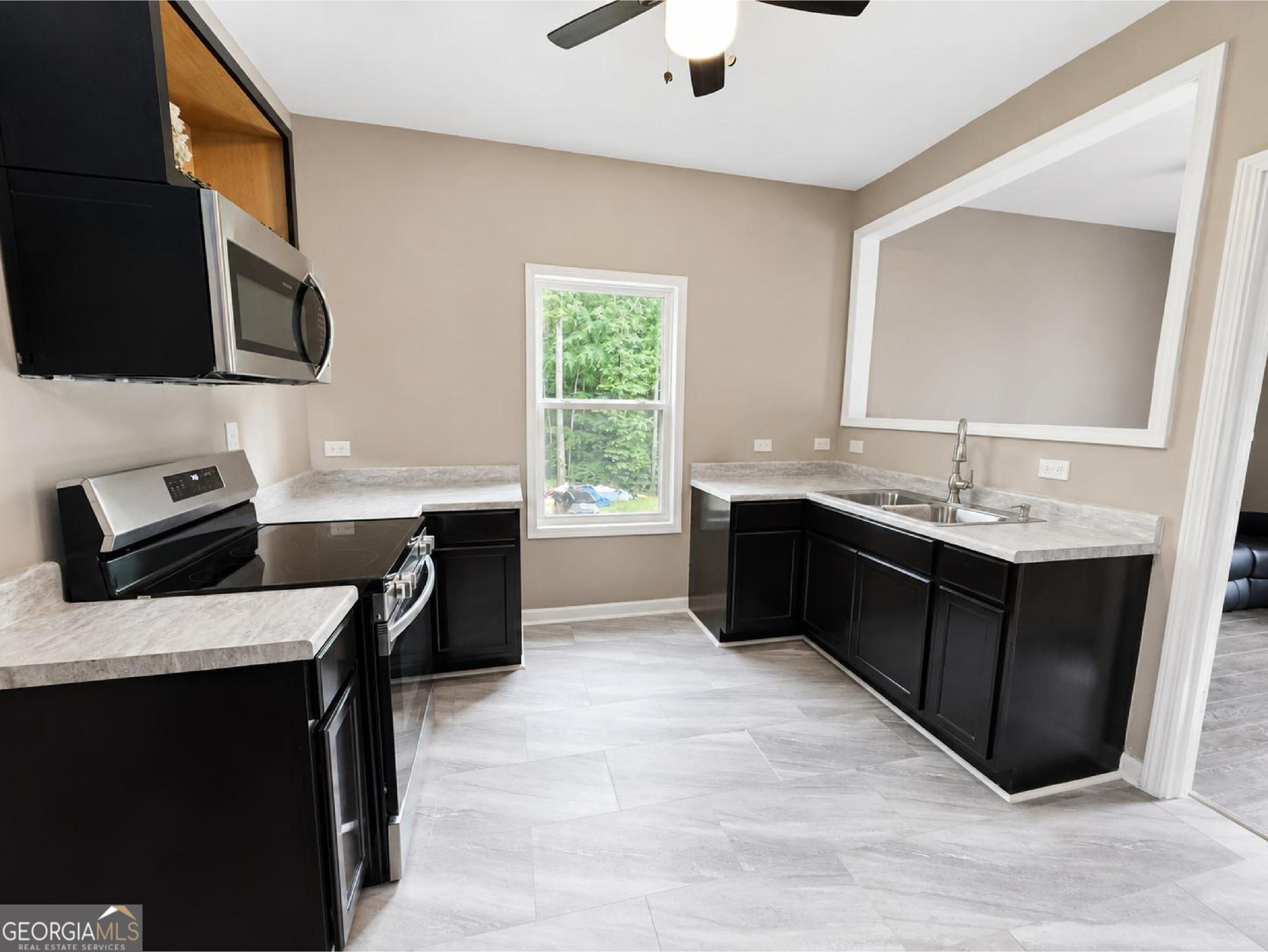 5589 River Road, Unit B Ellenwood, GA 30294 - Photo 19 of 31