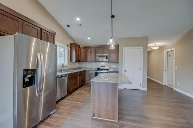 $369,900 | 1343 Creekwood Drive, New Richmond, WI 54017