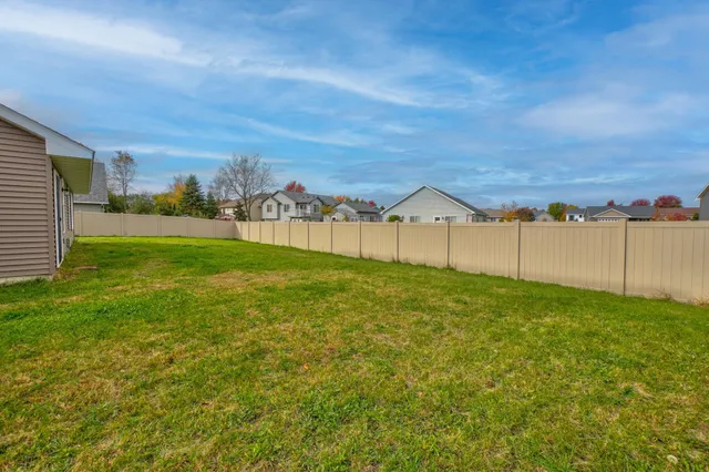 $369,900 | 1343 Creekwood Drive, New Richmond, WI 54017