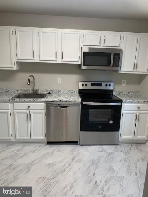8372 Luce Court Springfield, VA 22153 - Photo 12 of 17 Gallery Image 12