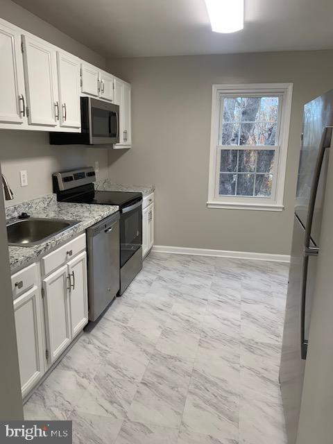 8372 Luce Court Springfield, VA 22153 - Photo 14 of 17 Gallery Image 14