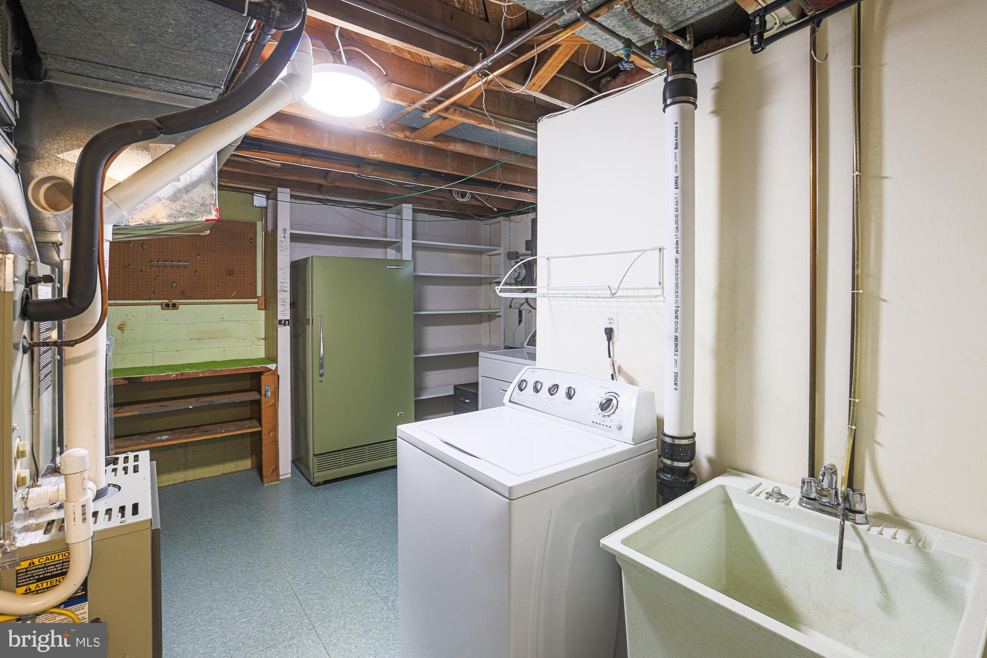 1629 Riverwood Road Baltimore, MD 21221 - Photo 25 of 30 Utility Room-Lower Level