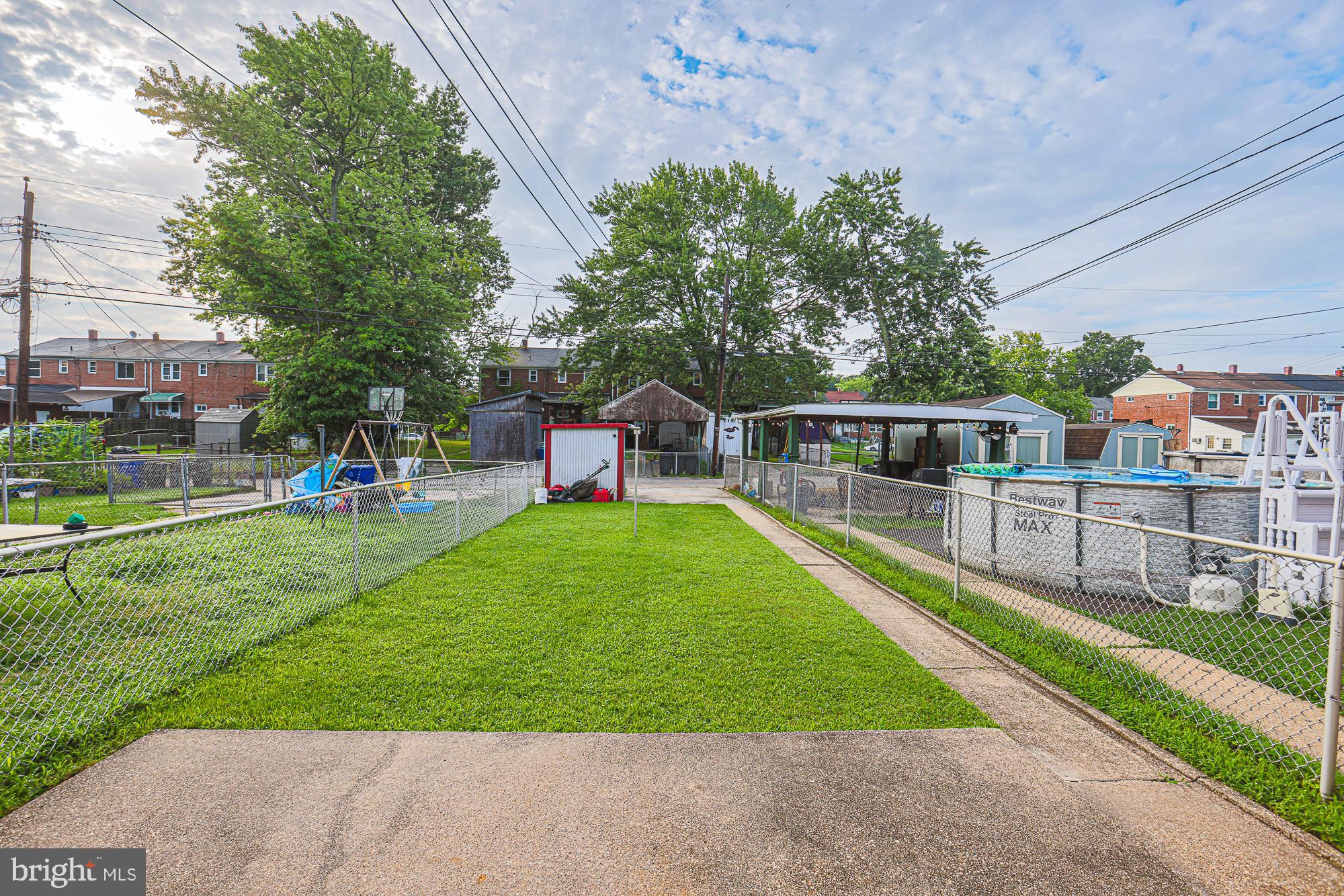 1629 Riverwood Road Baltimore, MD 21221 - Photo 27 of 30 Fenced Yard