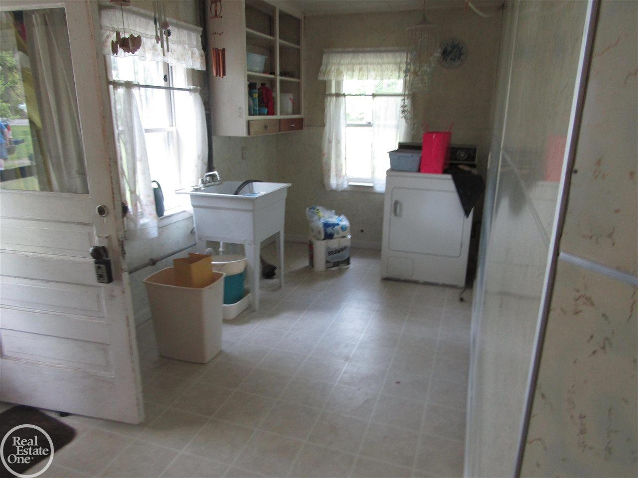 50551 Sass Road Chesterfield, MI 48047 - Photo 4 of 16