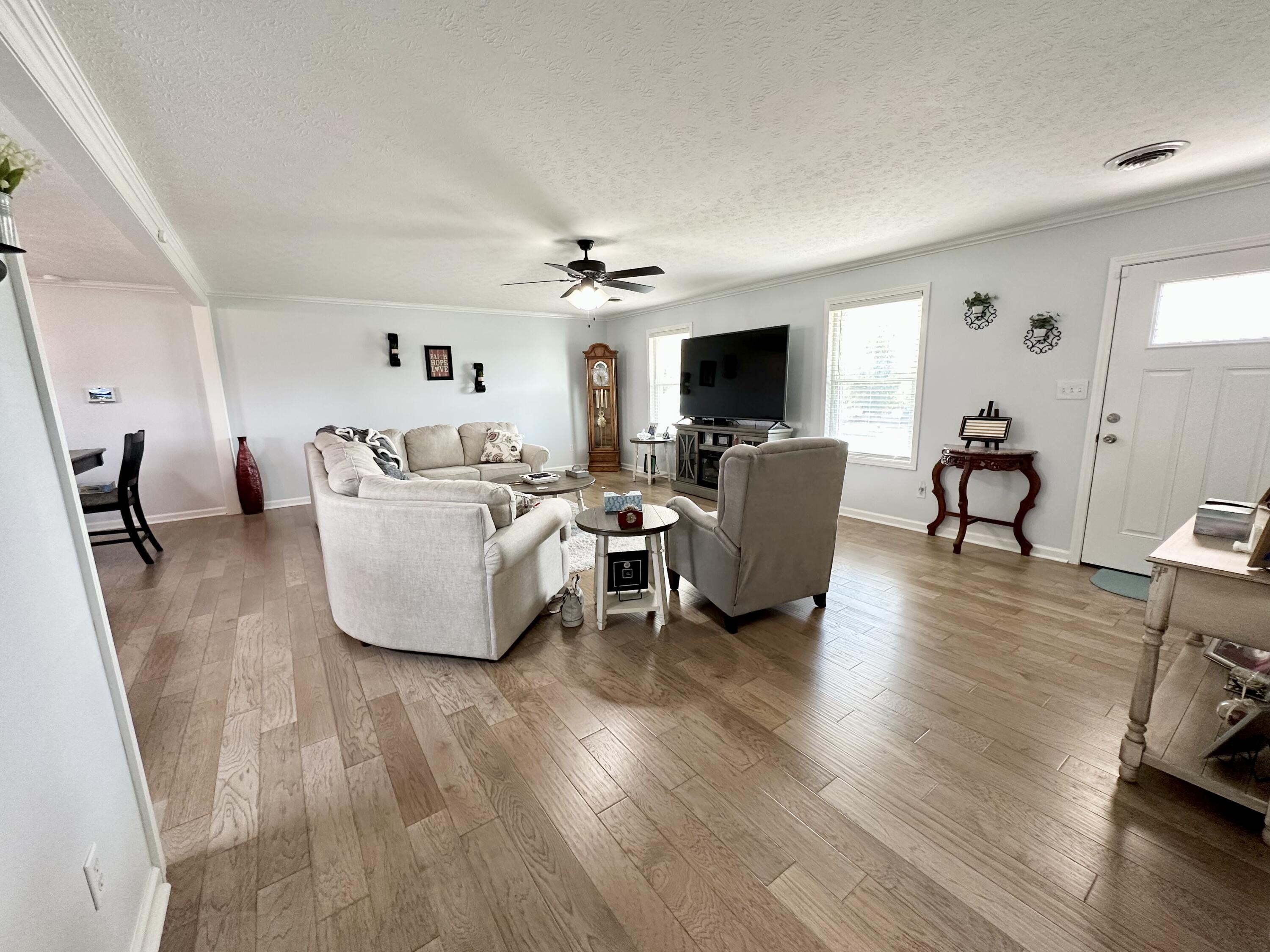 1534 Patterson Branch Road Somerset, KY 42503 - Photo 10 of 45 315B9ADC-9679-4C56-BA9D-ACE07AF54648