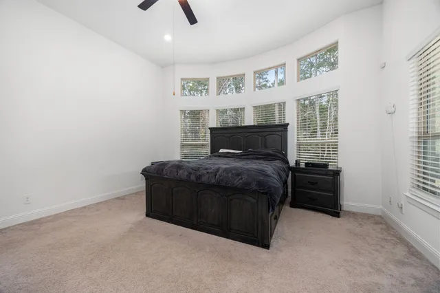 $810,000 | 1021 Lakemont Bend Lane, Pinehurst, TX 77362