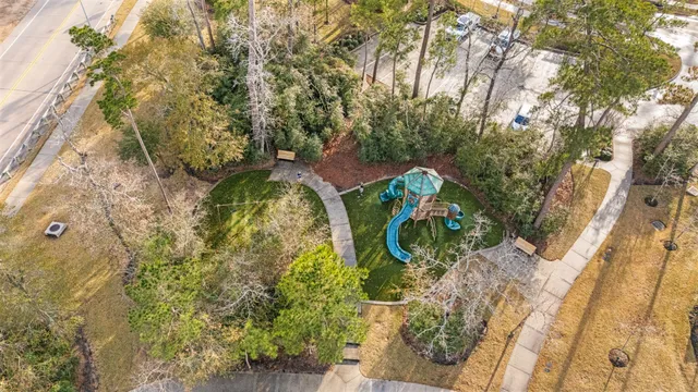 $810,000 | 1021 Lakemont Bend Lane, Pinehurst, TX 77362