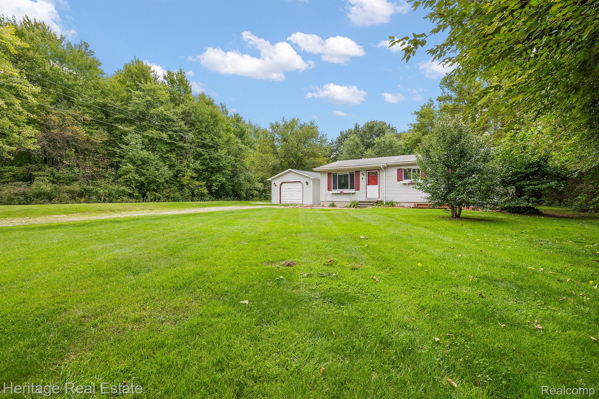 757 Barnes Lake Road Columbiaville, MI 48421 - Photo 29 of 32 Gallery Image 29