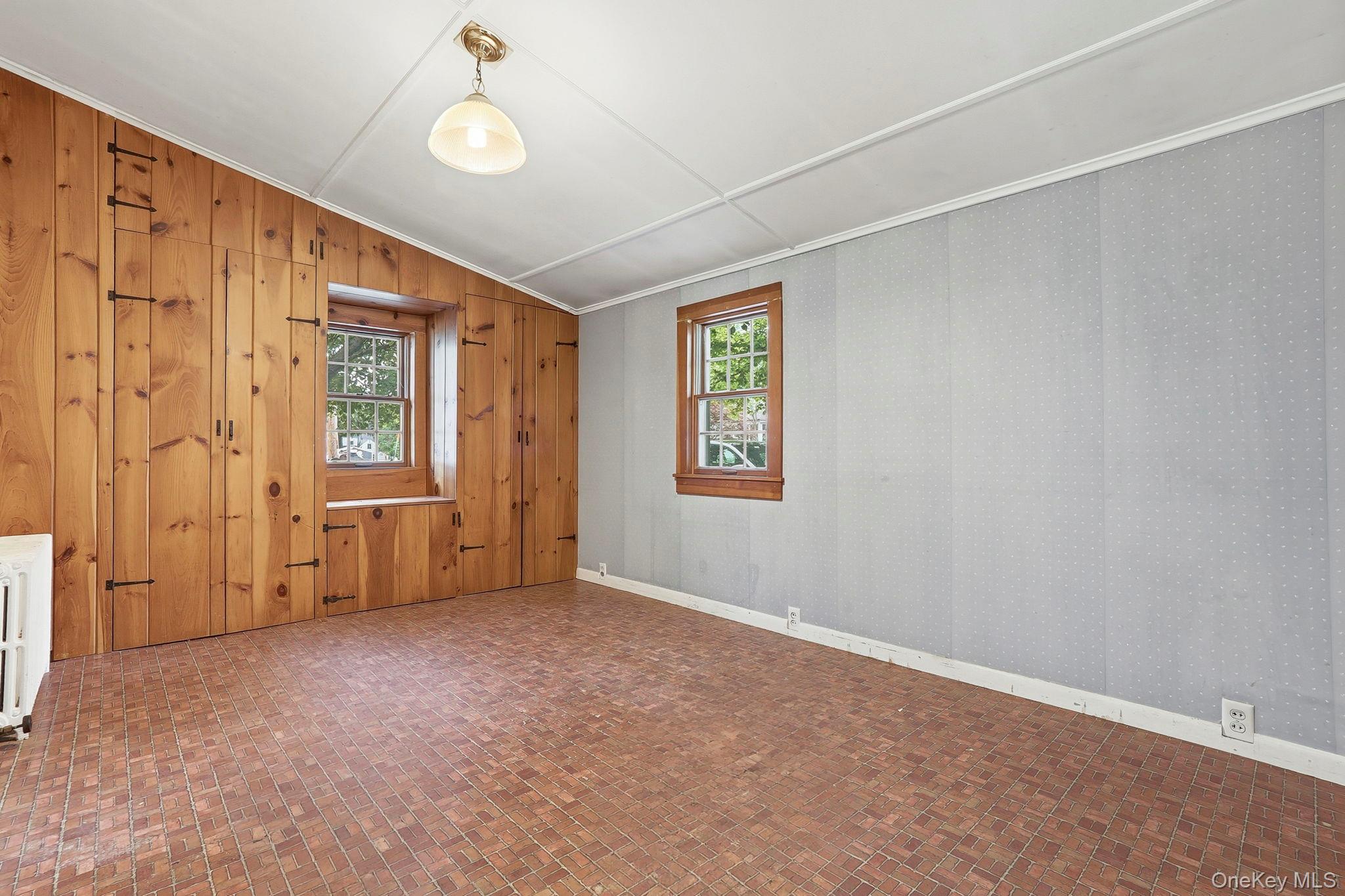 16 Hornbeck Road Poughkeepsie, NY 12603 - Photo 3 of 10