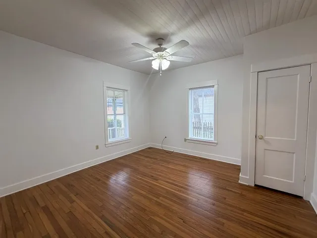 $1,595 | 310 East Parks Avenue, Waxahachie, TX 75165