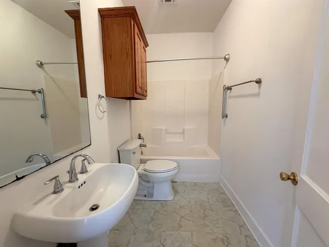 $1,595 | 310 East Parks Avenue, Waxahachie, TX 75165