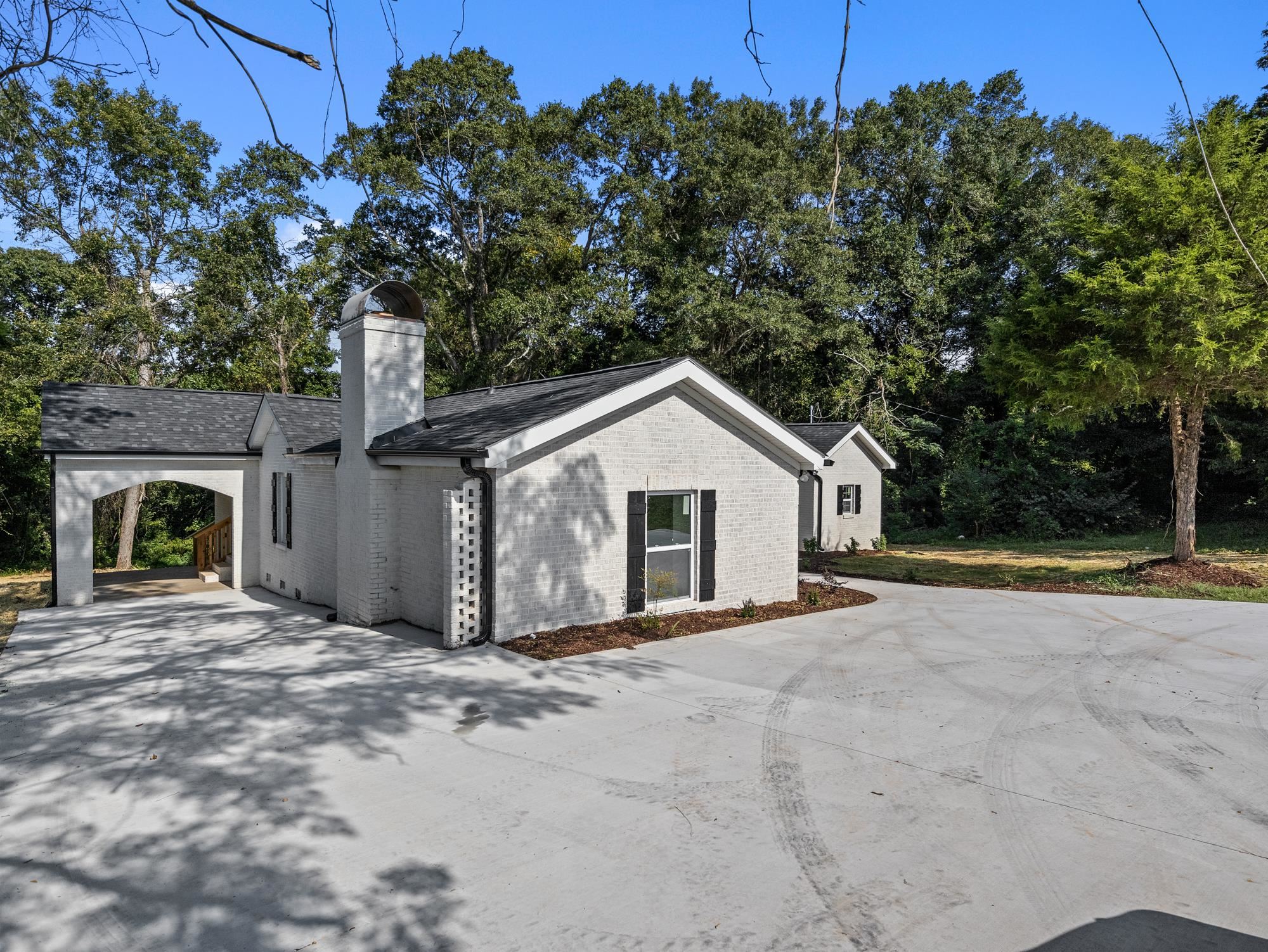 3009 Battleground Road Cowpens, SC 29330 - Photo 2 of 25