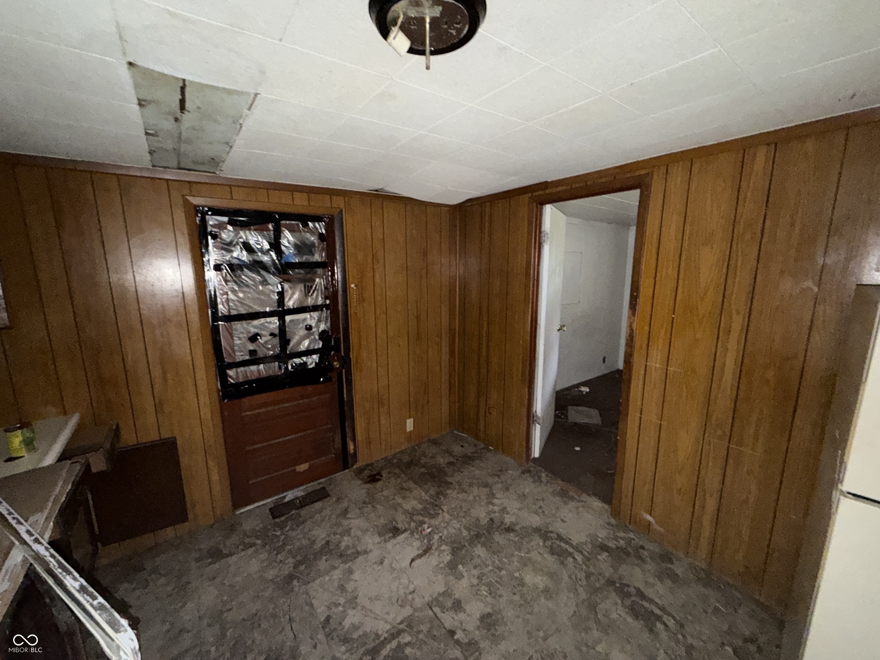 1206 East 37th Street Anderson, IN 46013 - Photo 17 of 19