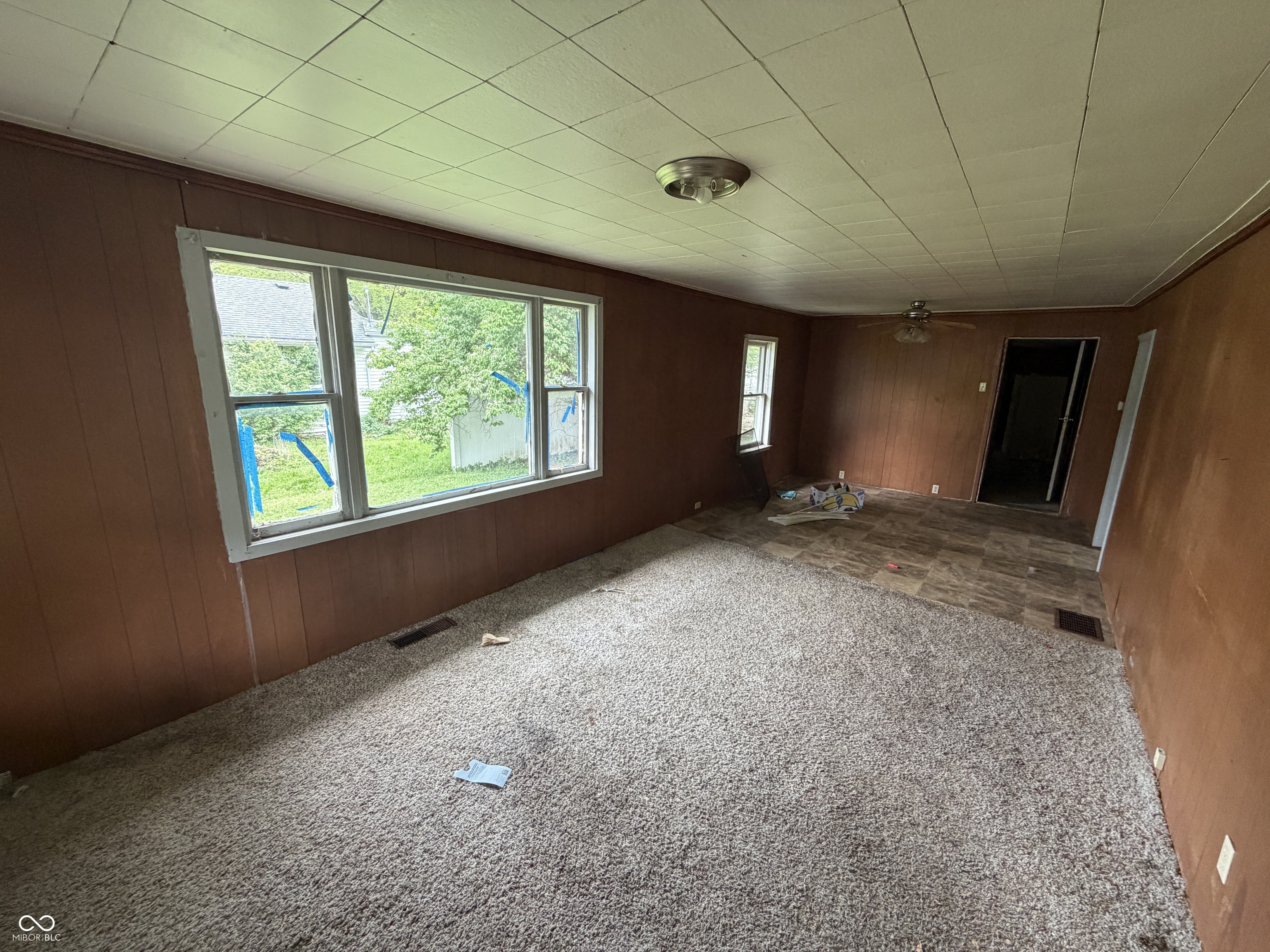 1206 East 37th Street Anderson, IN 46013 - Photo 9 of 19