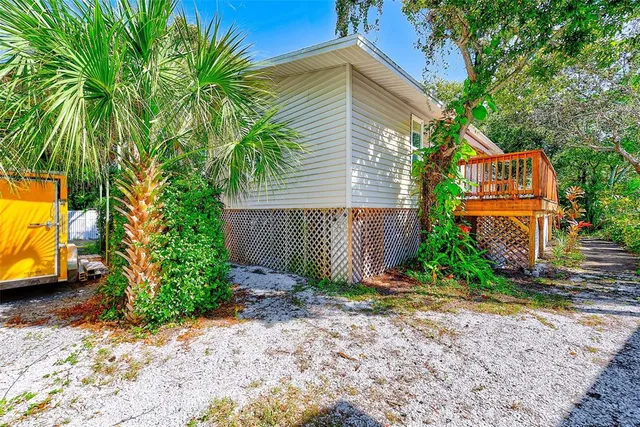 $535,000 | 104 South Mayo Street, Crystal Beach, FL 34683