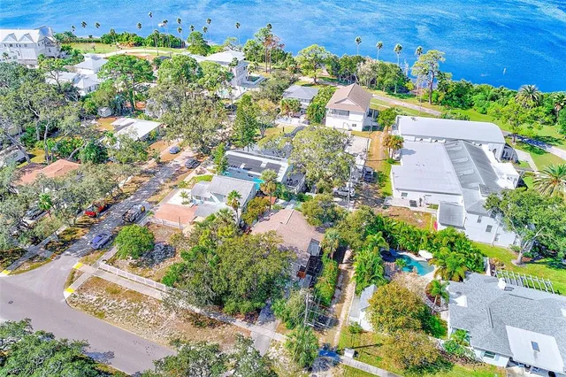 $535,000 | 104 South Mayo Street, Crystal Beach, FL 34683