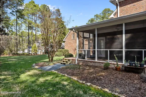 $1,250,000 | 32 Glenbarr Court, Pinehurst, NC 28374