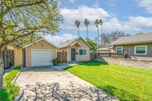$340,000 | 4568 9th Avenue, Sacramento, CA 95820